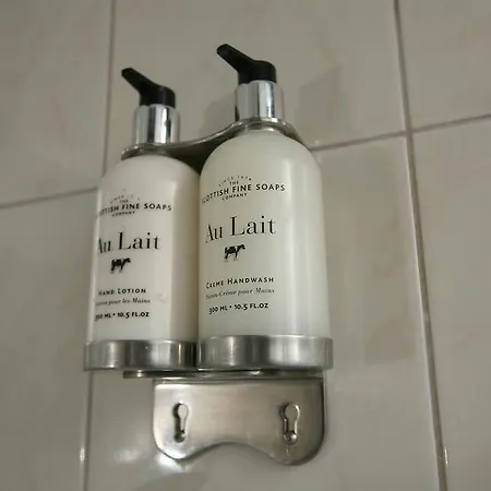 Noir Hotel 3*