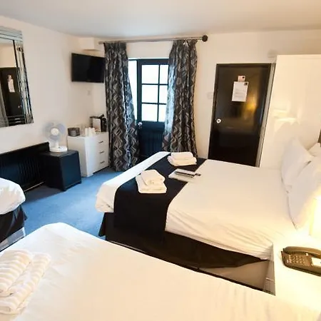 Noir Hotel 3*