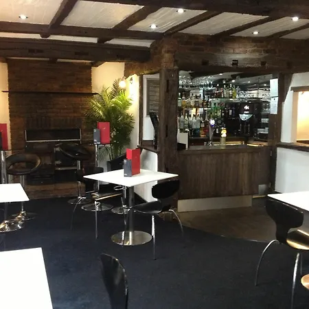 Noir 3* York